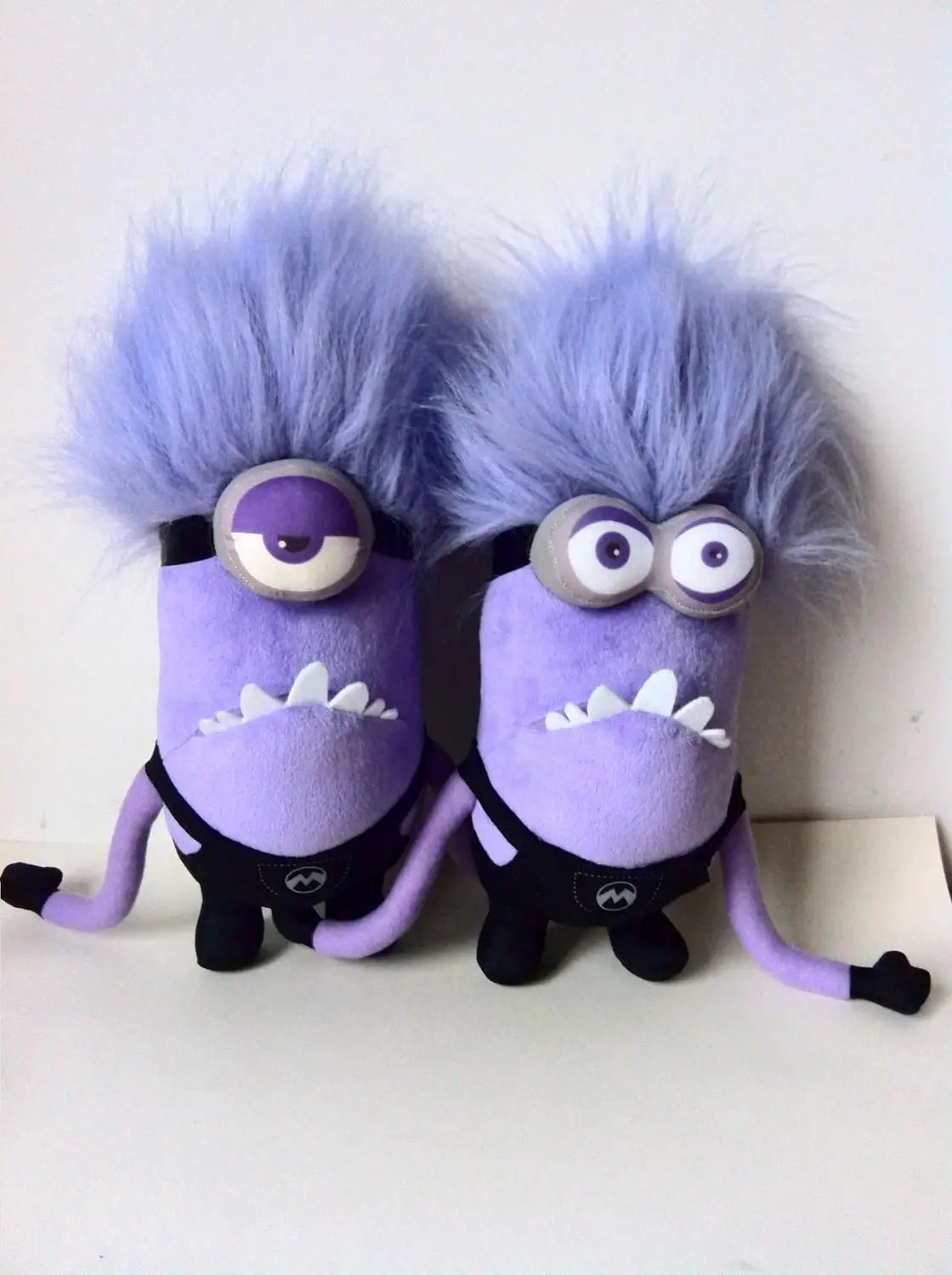 Plüschtier Lila Minion – Kuscheltier - Stofftier